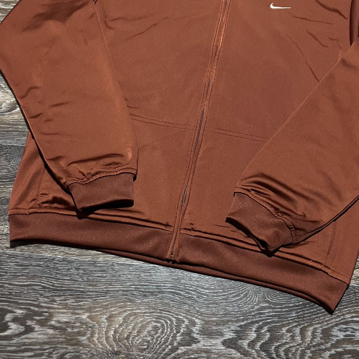 Nike 2000s NIKE Big Swoosh Back Logo Embroidery Track Top Jacket Size US S / EU 44-46 / 1 - 7 Thumbnail