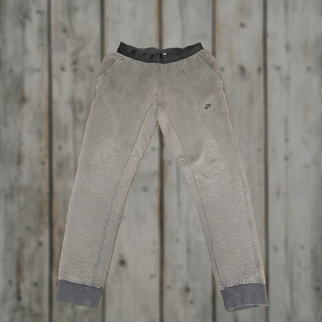 Nike Nike Sportswear Therma-Fit ADV Tech Pack Pants Grey Black S Mens DD6625-060 Size US 29 - 1 Thumbnail