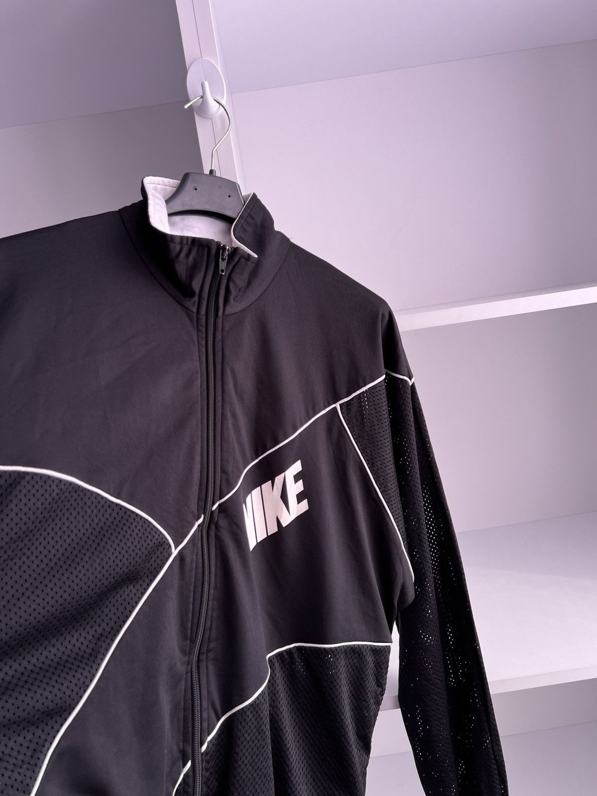 Nike × Vintage Vintage Nike 90s Track Zip Sweatshirt Size US L / EU 52-54 / 3 - 5 Thumbnail