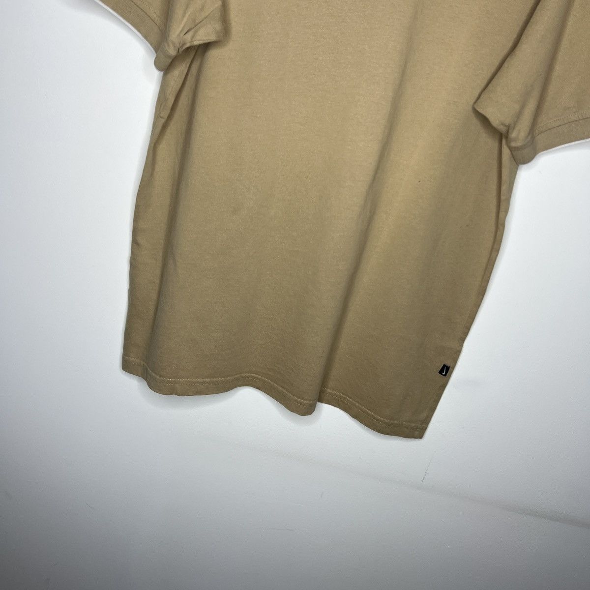Nike × Vintage Vintage Nike Center Swoosh T-Shirt Size US L / EU 52-54 / 3 - 9 Thumbnail