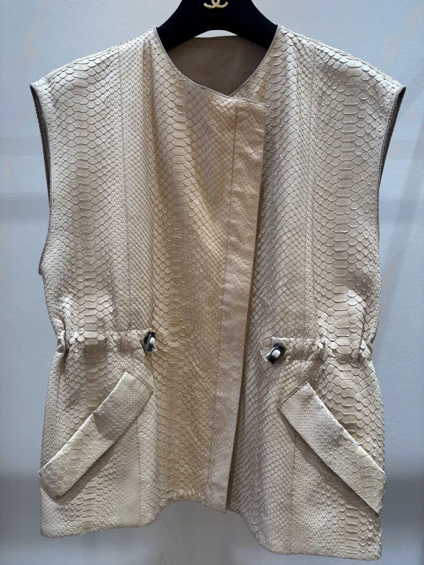 Brunello Cucinelli Brunello Cucinelli Beige Snake Print Vest Size US M / EU 48-50 / 2 - 1 Thumbnail