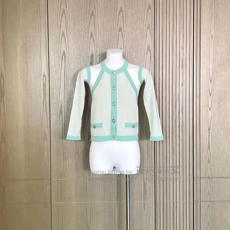 Chanel Chanel Spring Green Cashmere Off-Shoulder Sweater . Size S / US 4 / IT 40 - 1 Thumbnail