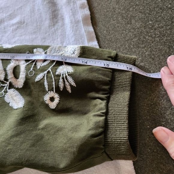 Sage Sage The Label Embroidered Floral Lined Full Zip Sz. L Jacke Size L / US 10 / IT 46 - 13 Thumbnail
