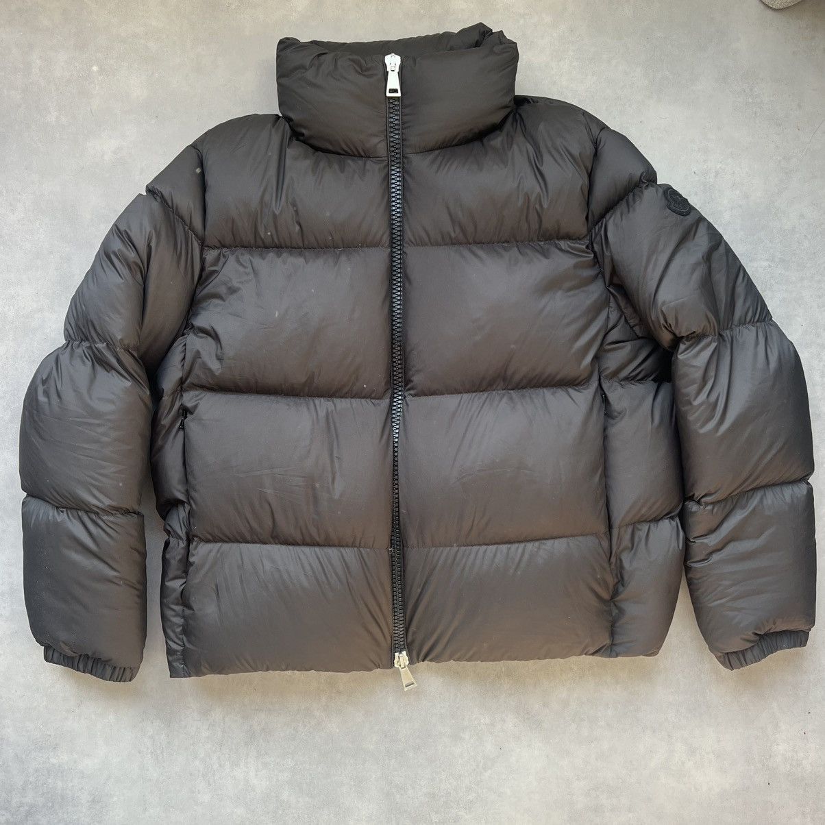 Moncler Moncler Classic Puffer Jacket Black On Black Size US M / EU 48-50 / 2 - 1 Thumbnail