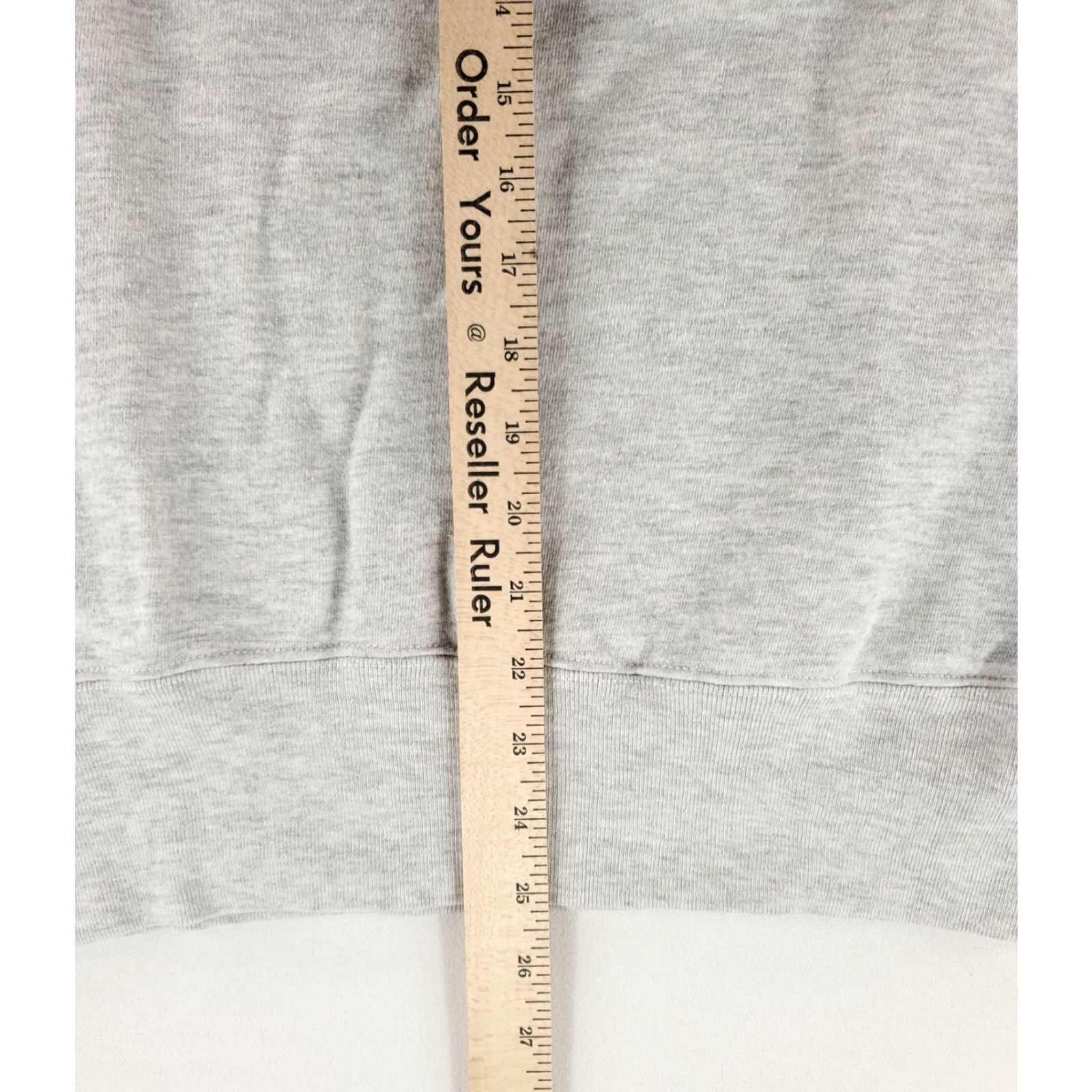 Champion VINTAGE Champion MIT Crew Neck Sweatshirt Gray Embroidered Mens M 90s Size US M / EU 48-50 / 2 - 7 Thumbnail