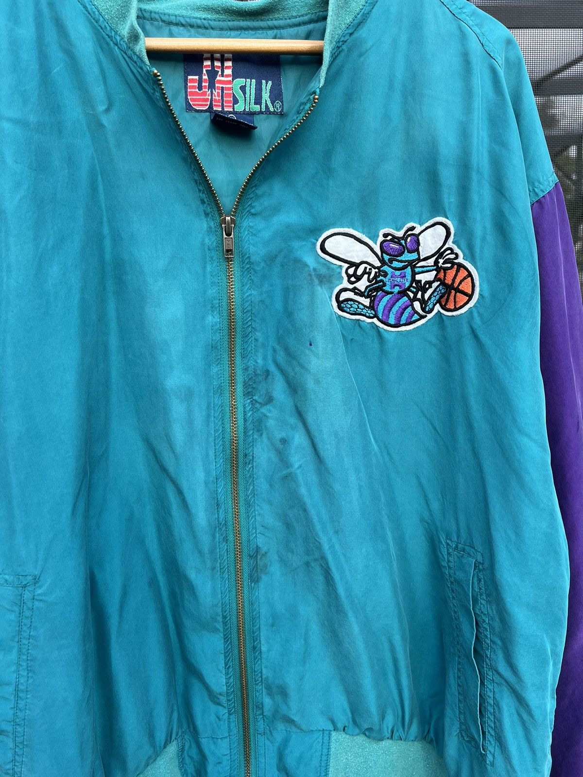Starter × Vintage Vintage 90s Silk Charlotte Hornets Bomber Jacket Size US XL / EU 56 / 4 - 2 Thumbnail