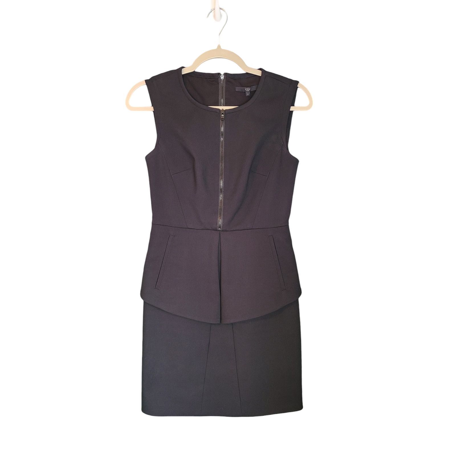 Tibi Tibi City stretch peplum dress Size 2 Size XS / US 0-2 / IT 36-38 - 1 Thumbnail