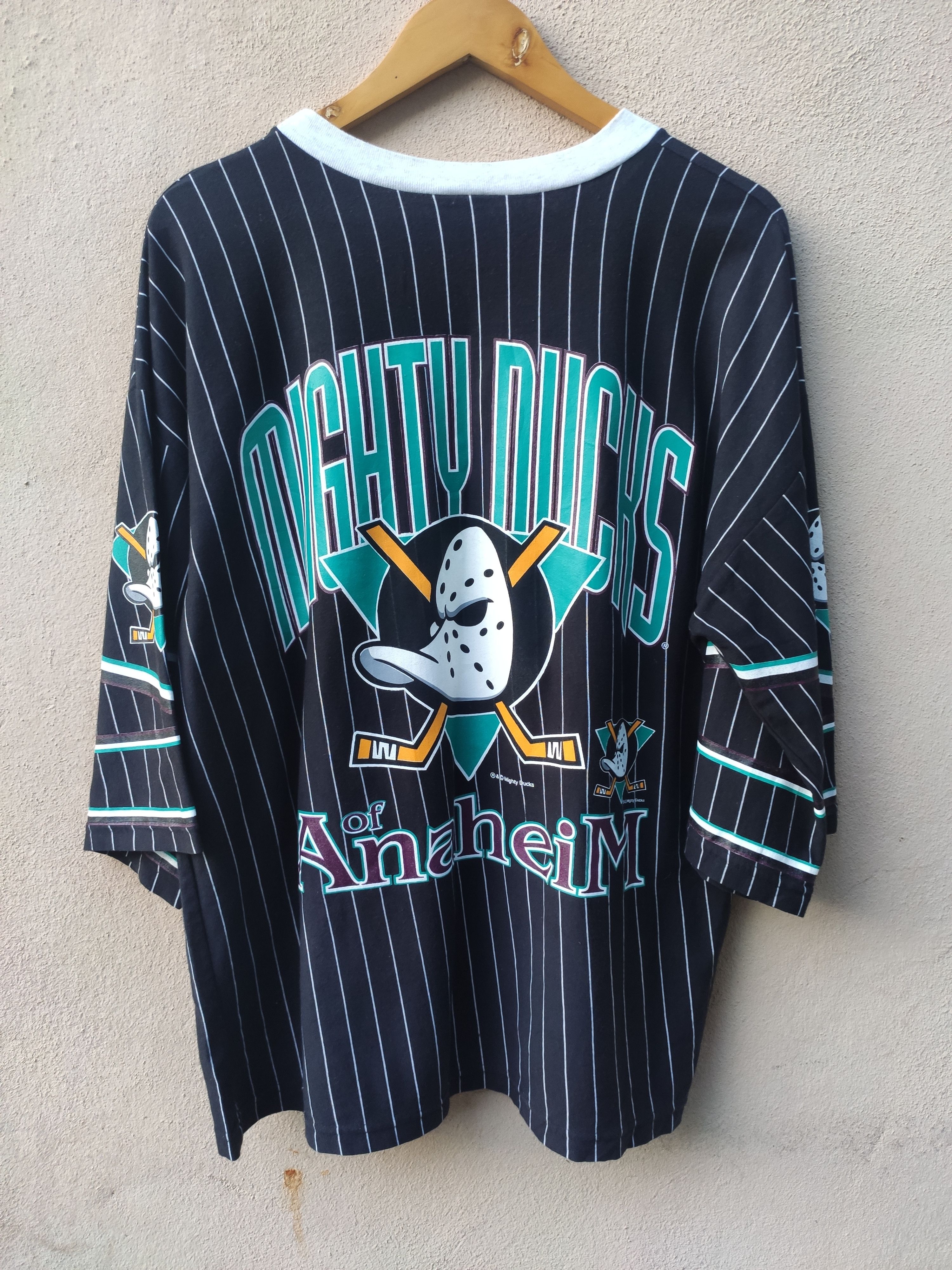 NHL 🔥 Vintage 90s Vintage Mighty Ducks t shirt 3 quarter Size US XL / EU 56 / 4 - 7 Thumbnail