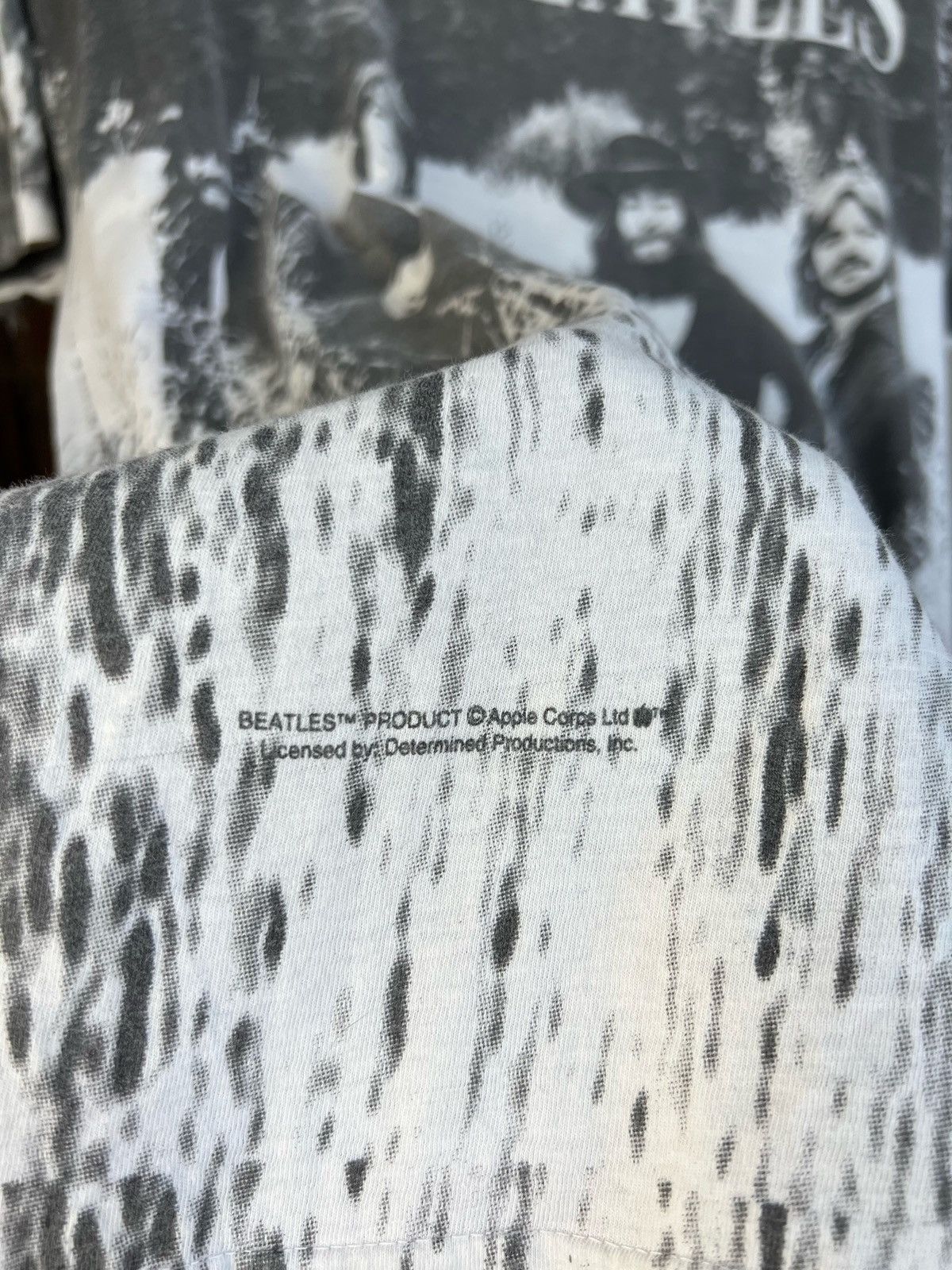 Band Tees Vintage 90s The Beatles Full Print Shirt Rare Size US L / EU 52-54 / 3 - 5 Thumbnail