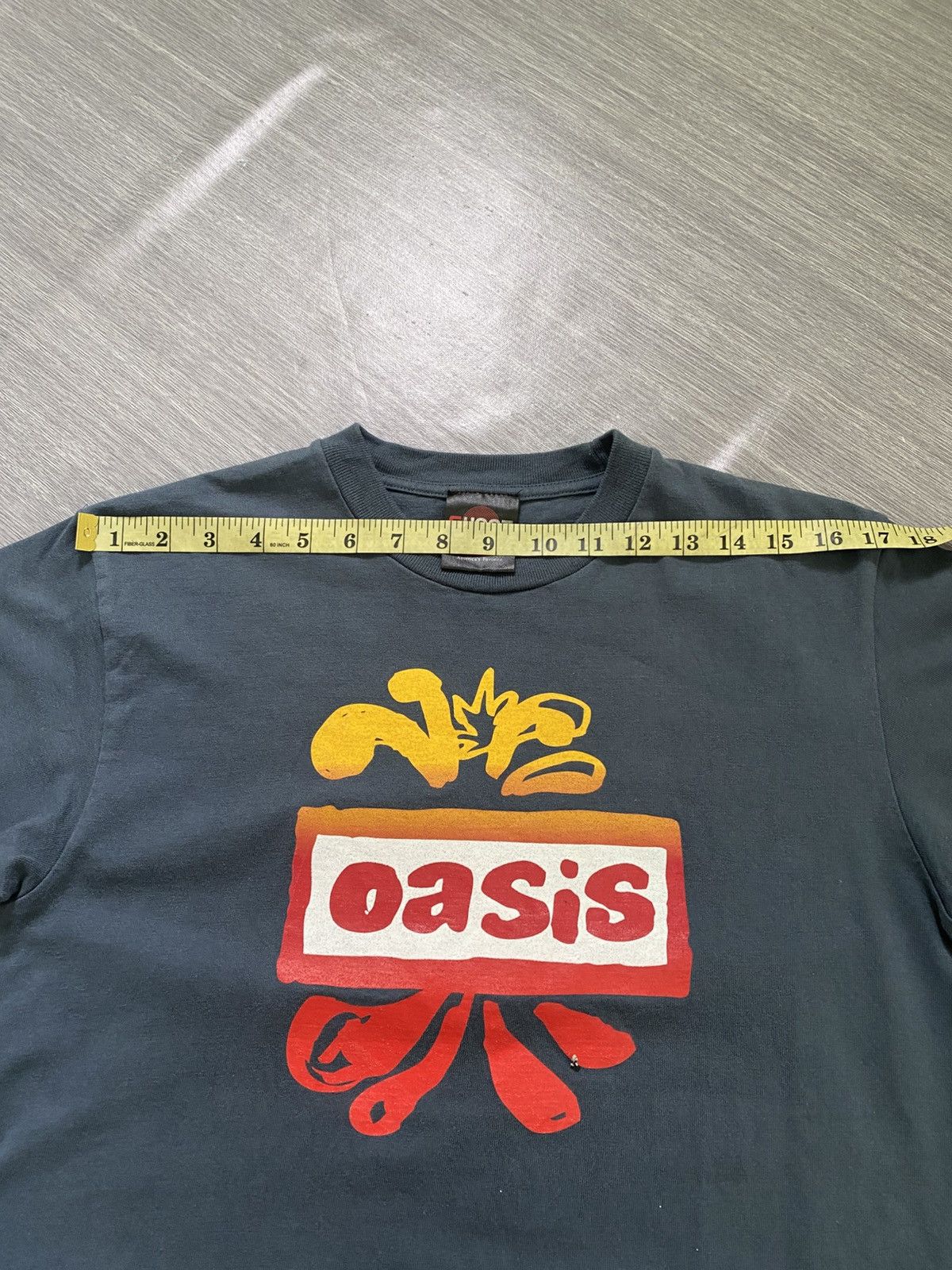 Band Tees Oasis Rock Band 2009 Tour Shirt Size US M / EU 48-50 / 2 - 12 Thumbnail