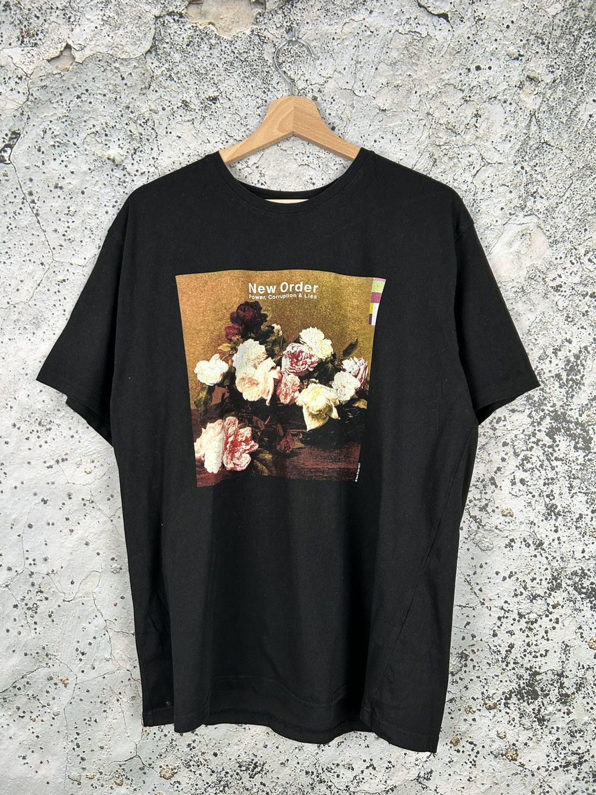 Band Tees Vintage New Order Rock Band Tee Alternative Art Punk Size US XL / EU 56 / 4 - 1 Thumbnail