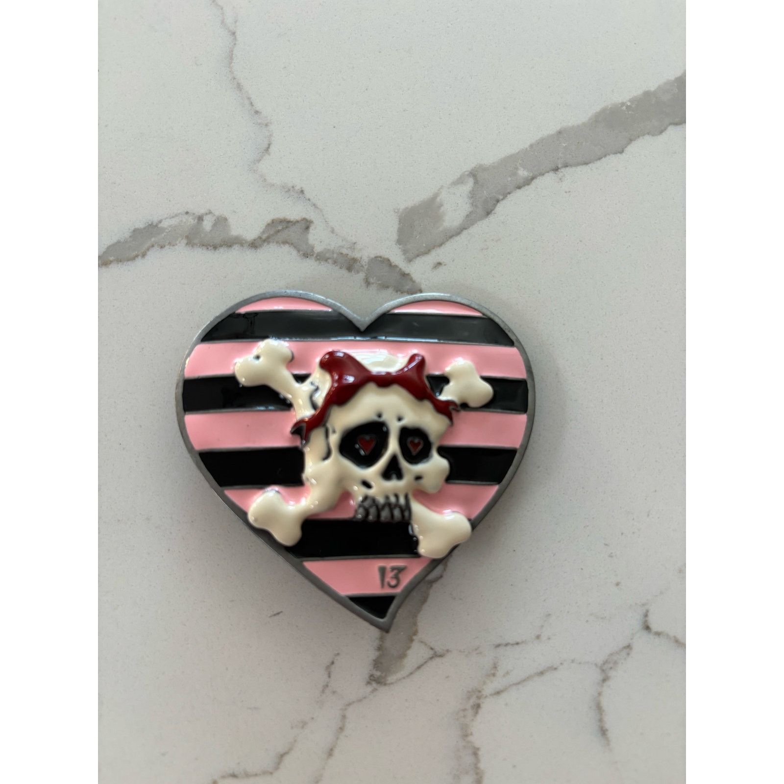 & Other Stories 3D skull on pink and black stripped heart belt buckle Size ONE SIZE - 2 Thumbnail