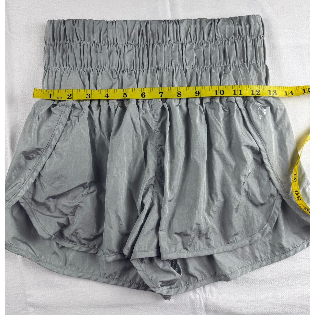 Free People Free Movement Biker Shorts - Size Small - Great Condition Size 26" / US 2 / IT 38 - 4 Thumbnail