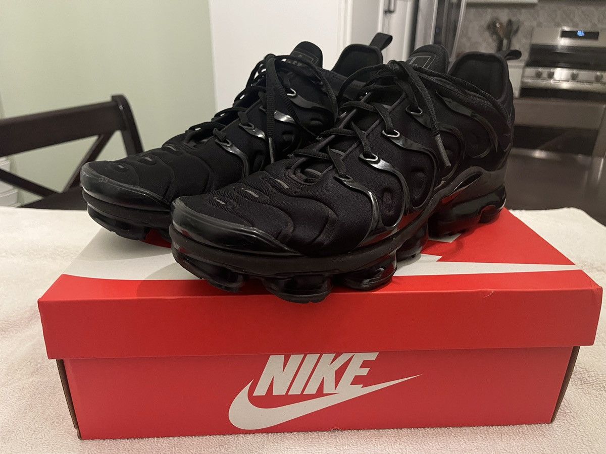 Nike Nike Air VaporMax Plus Size US 11.5 / EU 44-45 - 1 Thumbnail