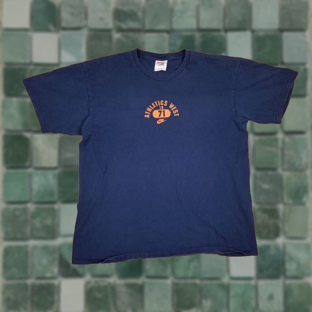 Nike VINTAGE NIKE ATHLETIC WEST 1971 NAVY T-SHIRT SZ LARGE Mens Size US L / EU 52-54 / 3 - 1 Thumbnail