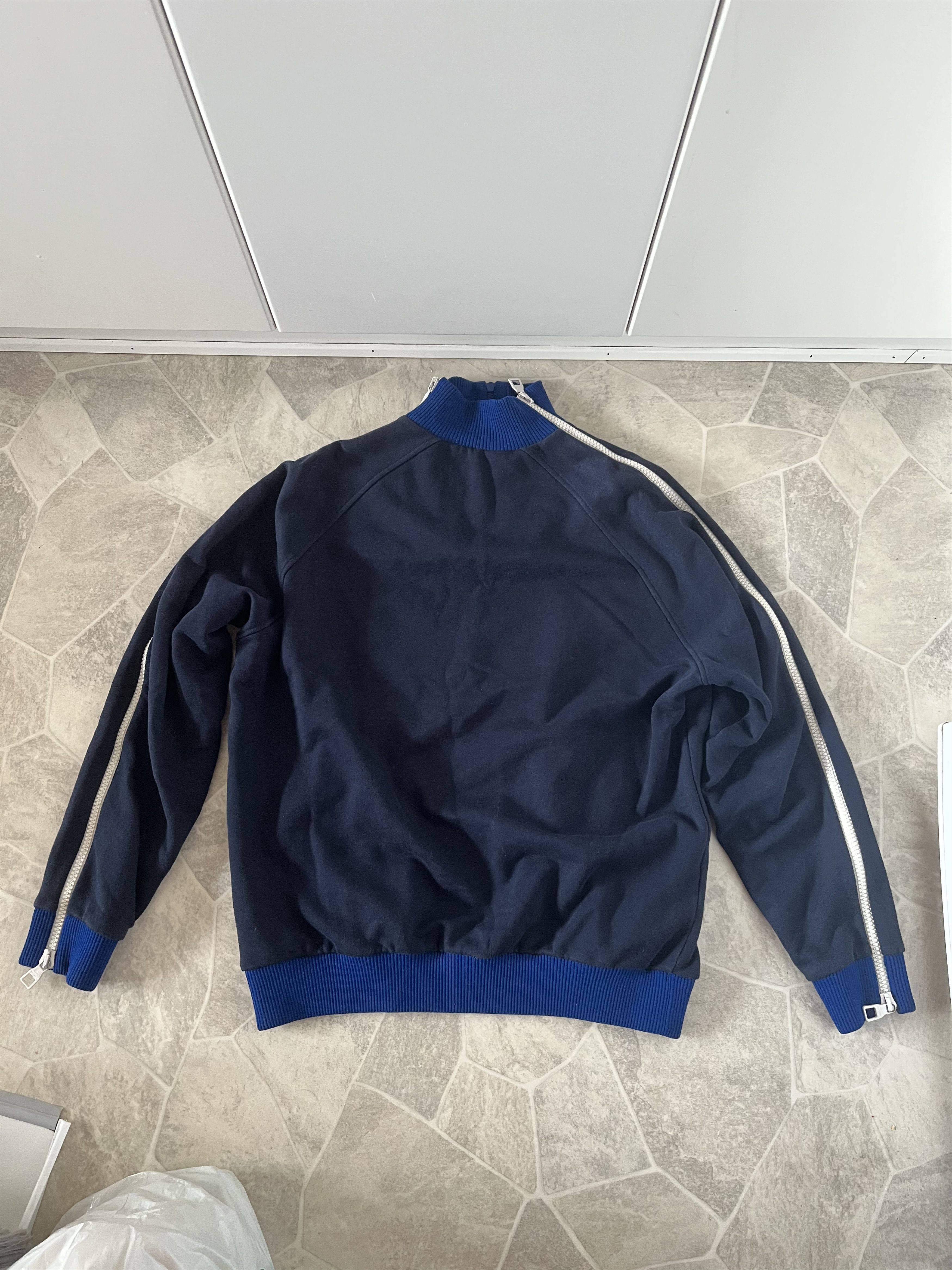 Louis Vuitton Louis Vuitton 2ème Étage Pullover Size US L / EU 52-54 / 3 - 2 Thumbnail