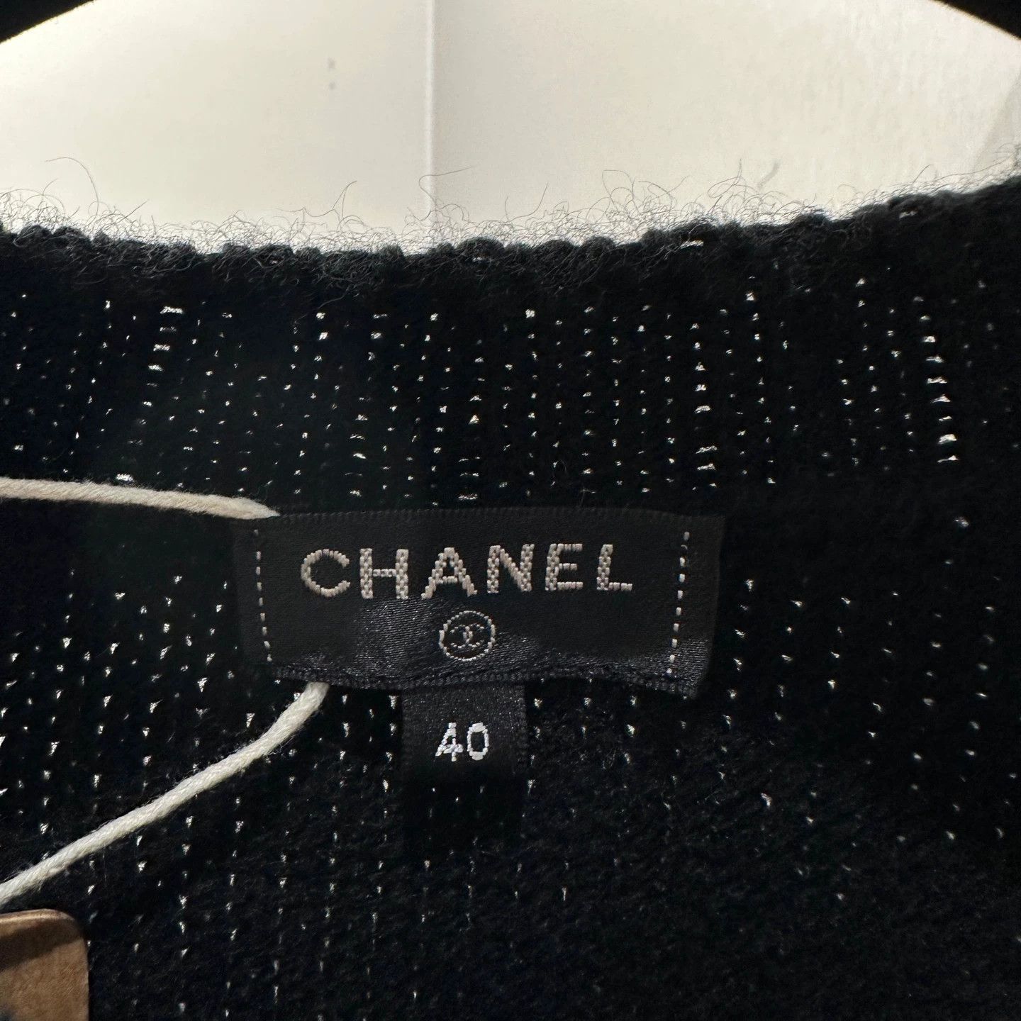 Chanel Chanel Beaded Slogan Lettering Cashmere Sweater 40 Size M / US 6-8 / IT 42-44 - 3 Thumbnail