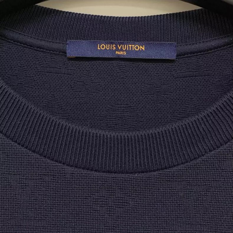 Louis Vuitton Louis Vuitton Dark print full print pocket short sleeve Size US M / EU 48-50 / 2 - 3 Thumbnail