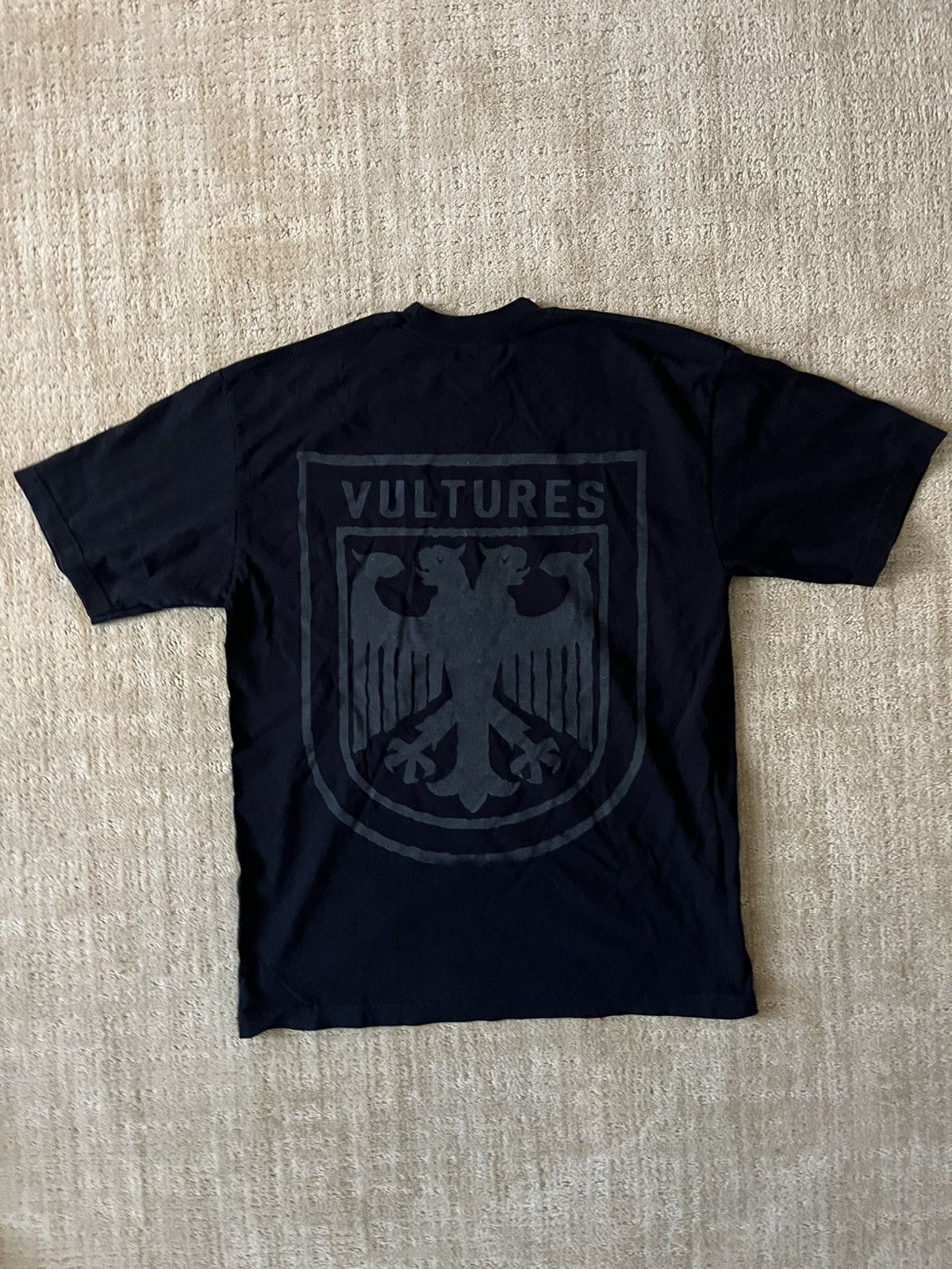 Kanye West Kanye West Vultures Tee (UBS Listening Party) Size US L / EU 52-54 / 3 - 3 Thumbnail