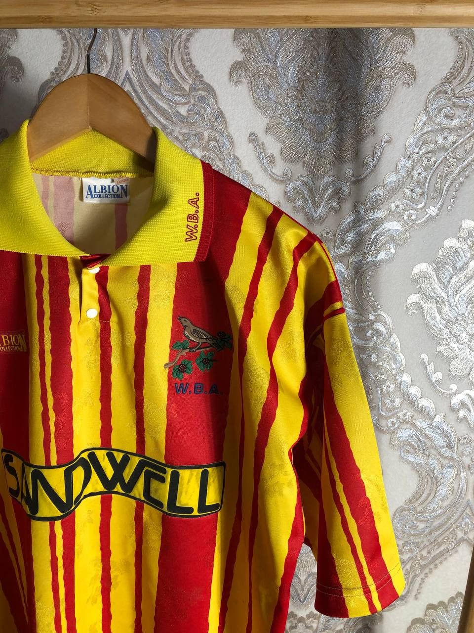 Vintage Very Rare FC West Bromwich Albion England Soccer Jersey 90s Size US XL / EU 56 / 4 - 2 Thumbnail