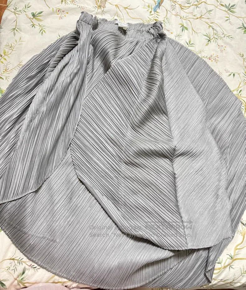 Issey Miyake Issey Miyake size:3 Light Gray Disc Midi Skirt Size 22" - 1 Thumbnail