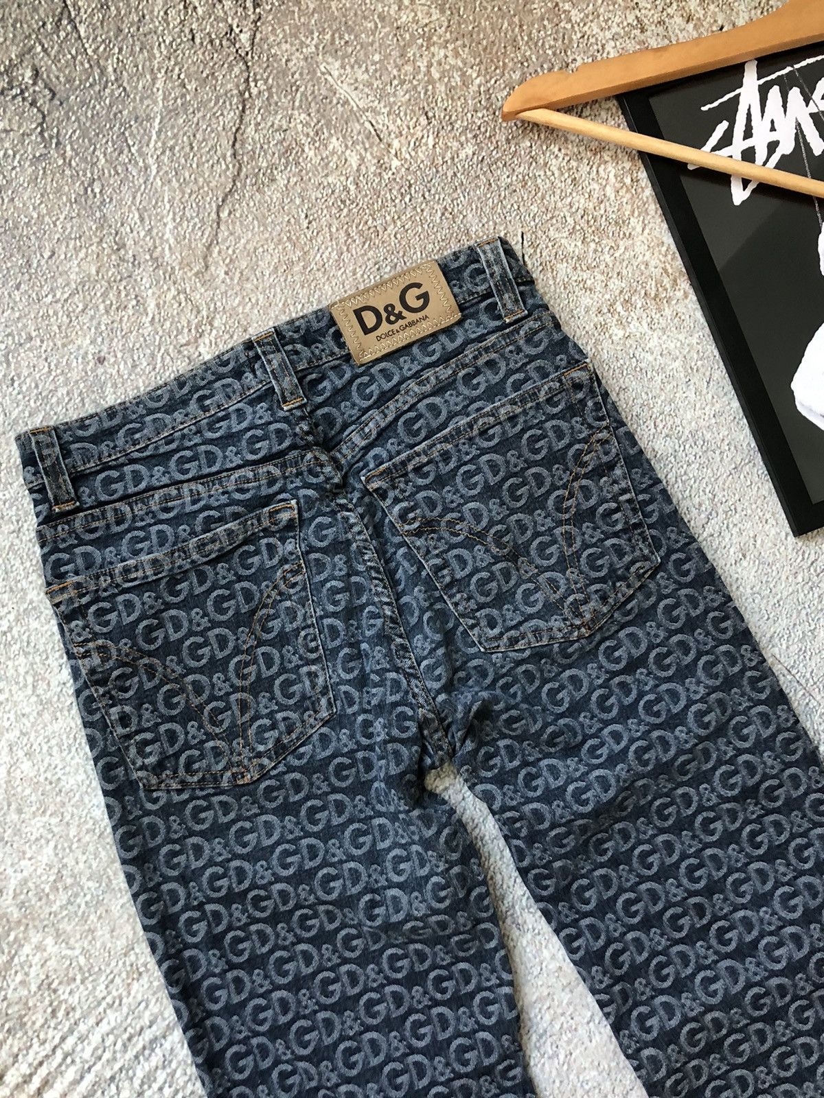 Deals dolce and gabbana monogram jeans