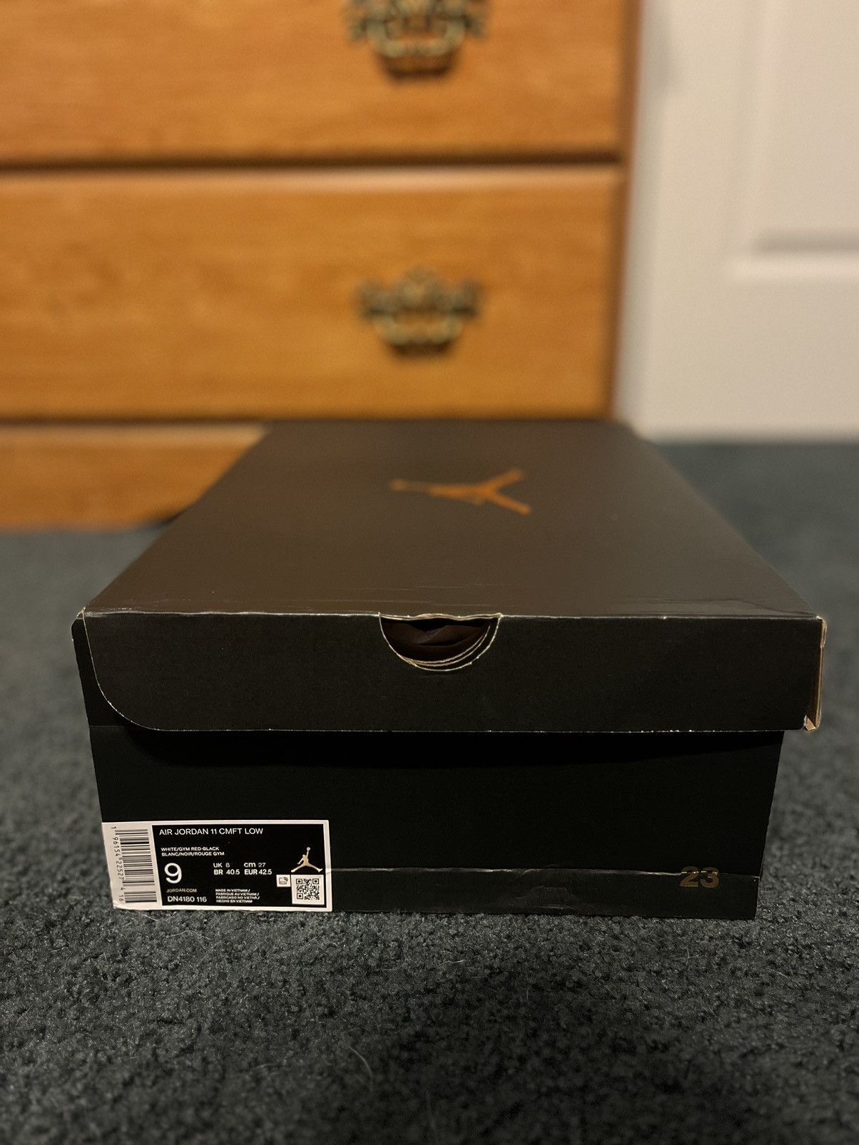 Jordan Brand Jordan 11 Comfort Low (Cherry Red) Size US 9 / EU 42 - 2 Thumbnail
