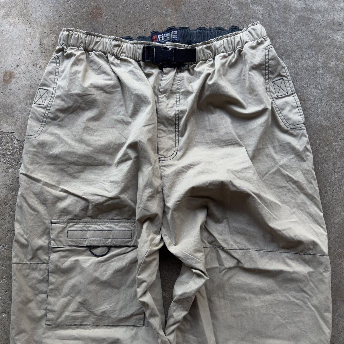 American Eagle Outfitters VINTAGE BAGGY NYLON CARGO PARACHUTE PANTS AMERICAN EAGLE XL Size US 36 / EU 52 - 4 Thumbnail