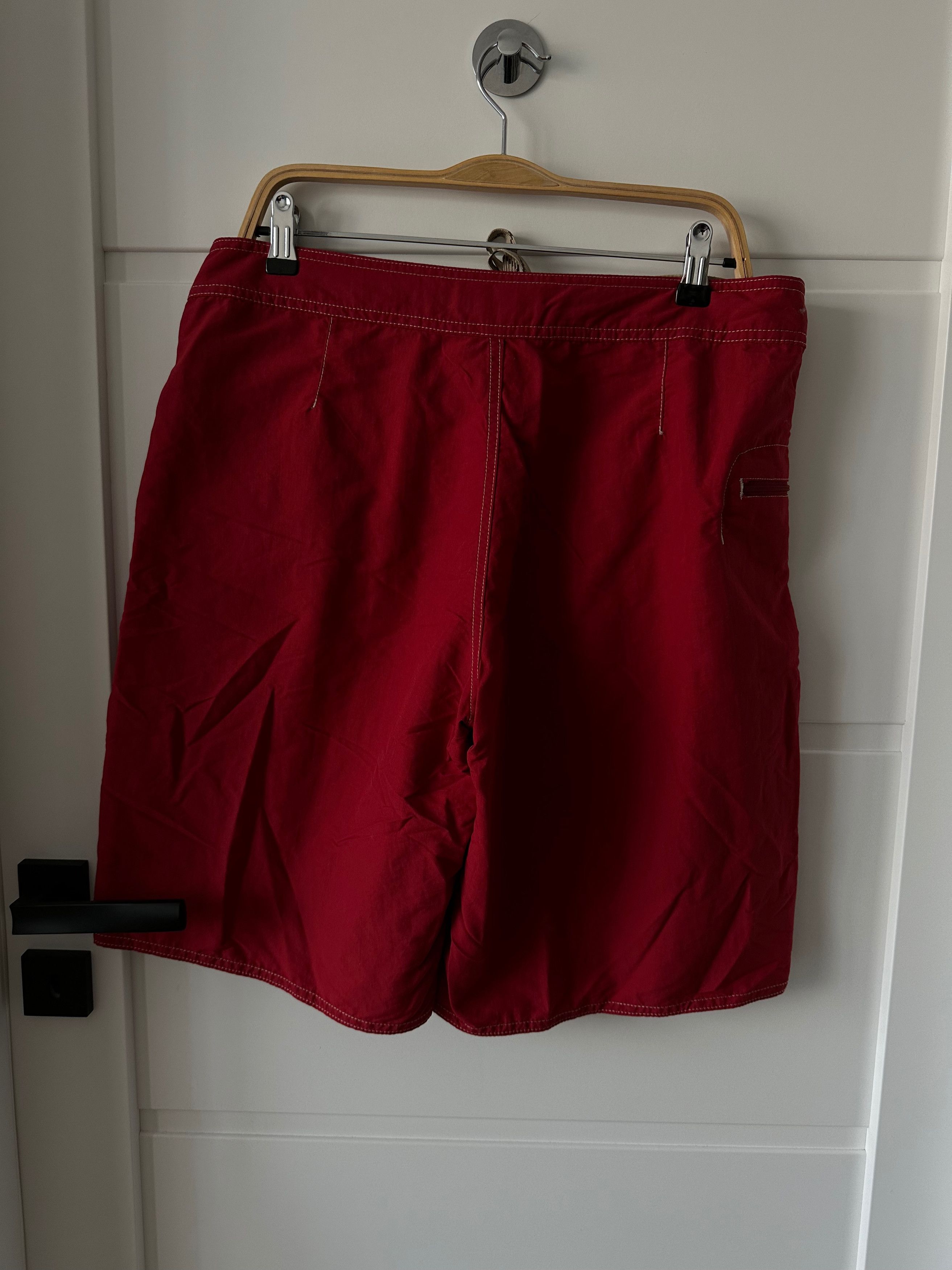 Patagonia Patagonia red packable shorts surf style Size US 34 / EU 50 - 4 Thumbnail