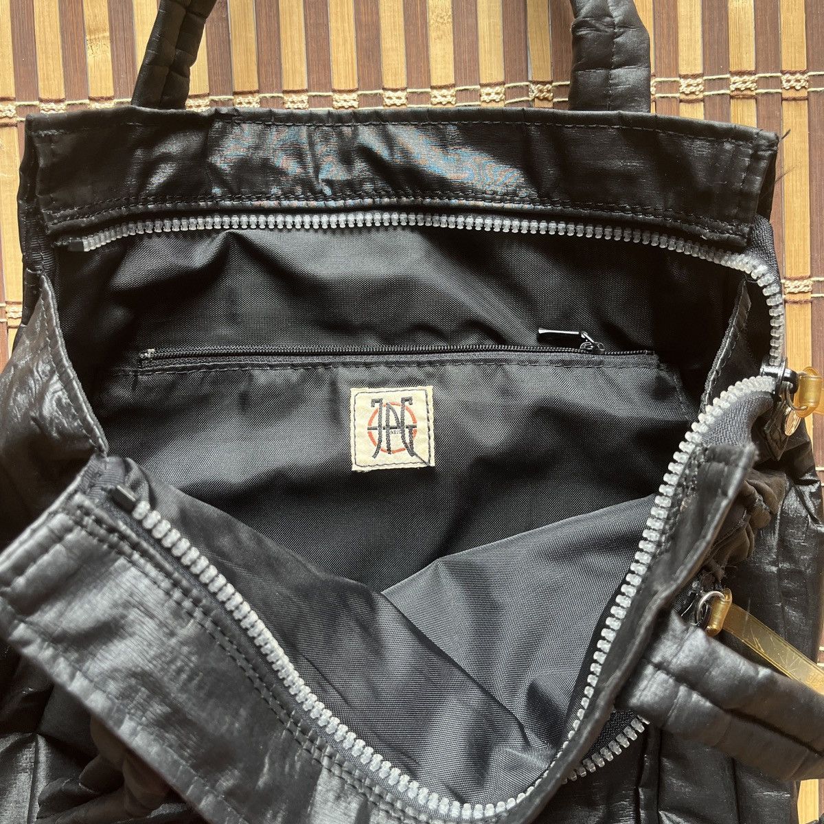 Jean Paul Gaultier × Vintage Vintage Jean Paul Gaultier Dragon JPG Tote Bag Size ONE SIZE - 12 Thumbnail
