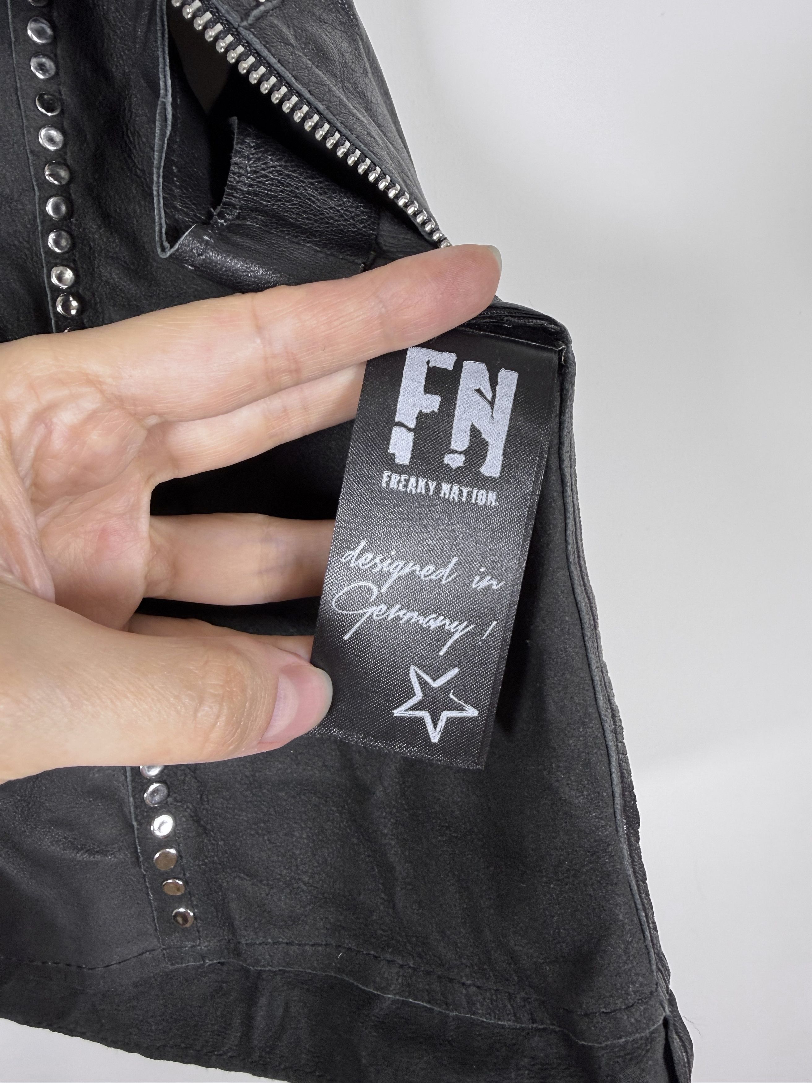 Other Women's Freaky Nation Studded Leather Vest Sleeveless (M) Size M / US 6-8 / IT 42-44 - 4 Thumbnail