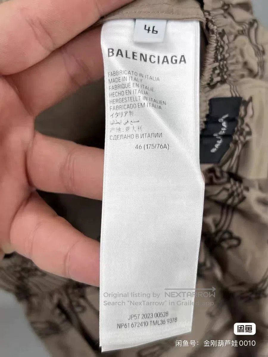 Balenciaga balenciaga logo print khaki casual shorts. Size US 30 / EU 46 - 5 Thumbnail