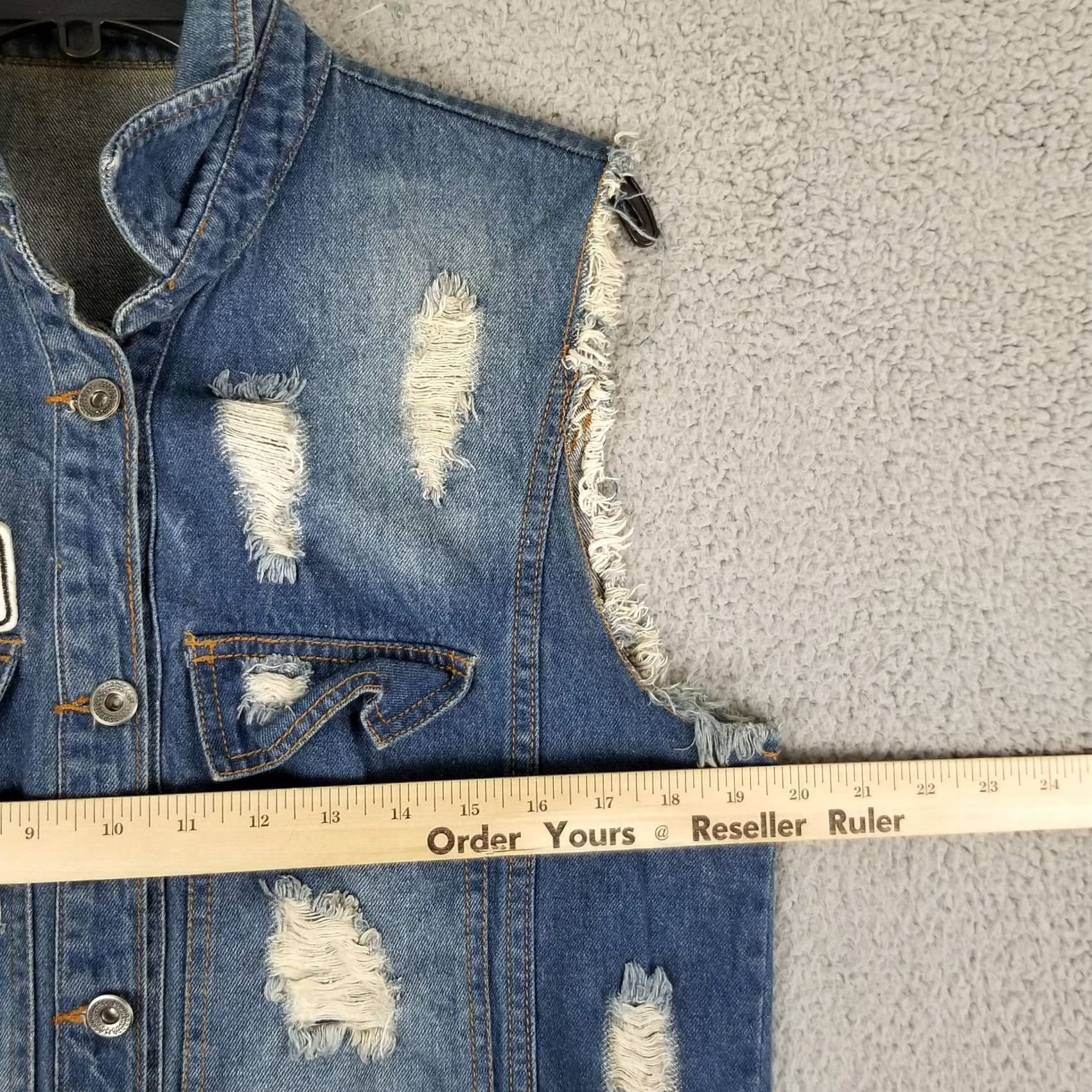 Denime Vintage Denim Vest Men Medium Distressed Trucker Metal Button Yachting Boat Patch's Size US M / EU 48-50 / 2 - 4 Thumbnail