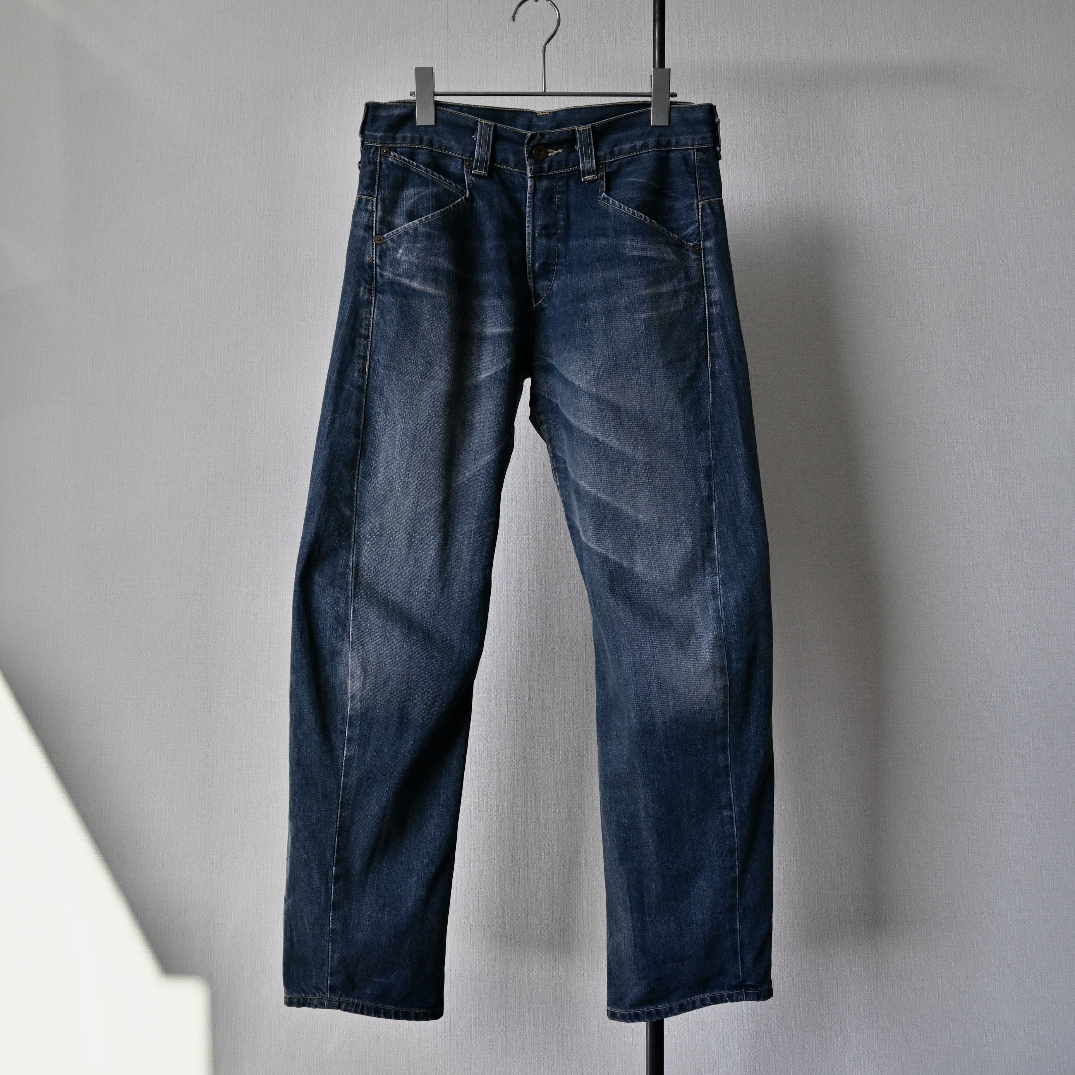 Levi's VTG, 2000s Levi's Europe 3D cut jeans, 30 x 32 Size US 30 / EU 46 - 5 Thumbnail