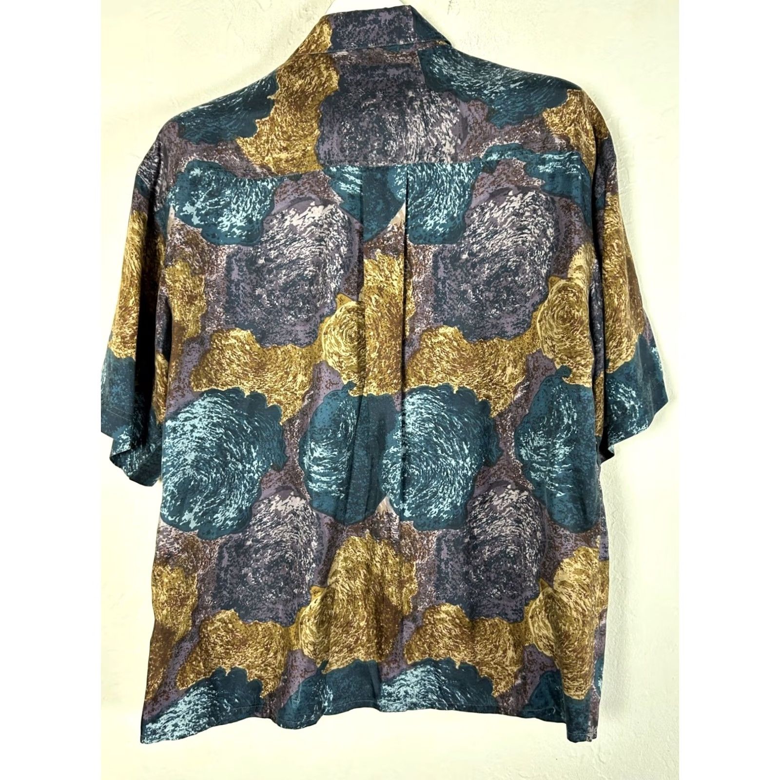 Vintage Vintage Goouch Mens 100% Silk Abstract Button Up Short Sleeve Shirt Medium Size US M / EU 48-50 / 2 - 3 Thumbnail