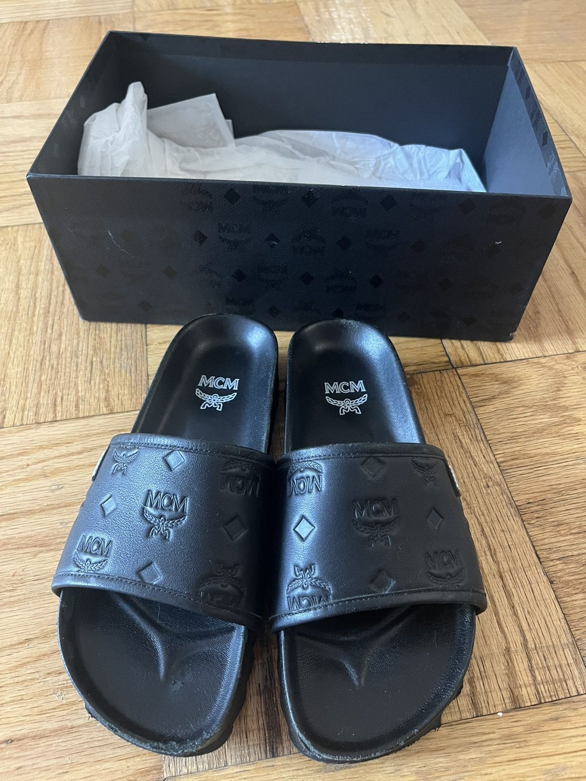 MCM MCM sliders Size US 6.5 / IT 36.5 - 2 Thumbnail
