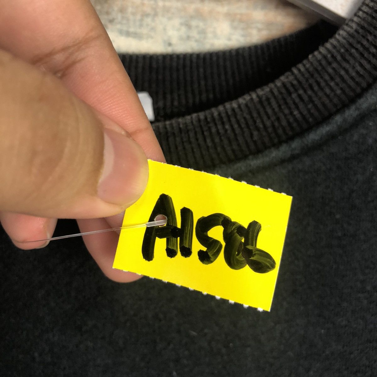 Japanese Brand Chic Dark Blue Sweatshirt #A1586 Size US S / EU 44-46 / 1 - 10 Thumbnail