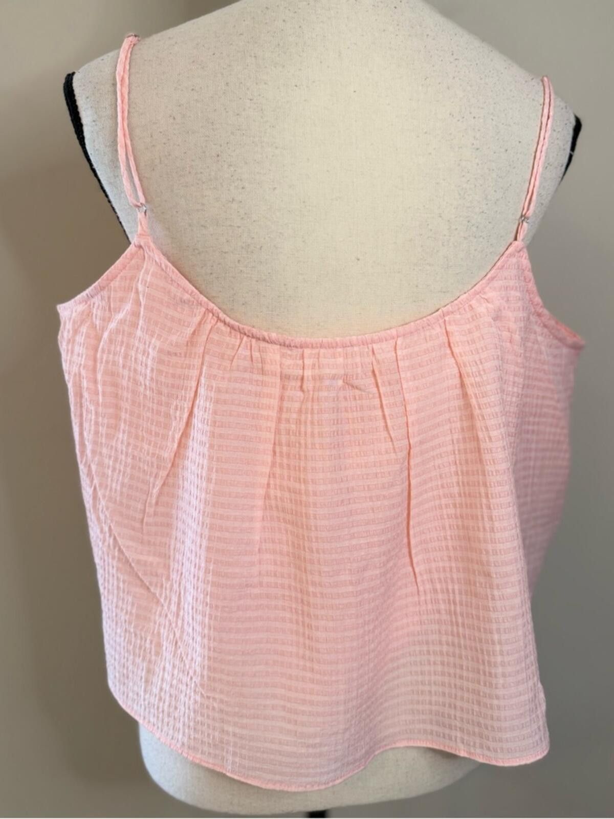 Other Banana Republic Factory pink flouncy crop tank top SZ LG Size L / US 10 / IT 46 - 4 Thumbnail