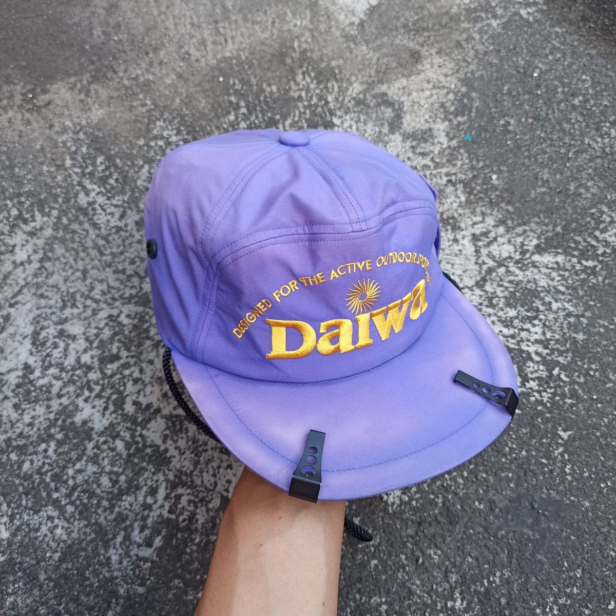 Vintage VINTAGE DAIWA FISHING HAT. UNIQUE PROPERTY Size ONE SIZE - 8 Thumbnail