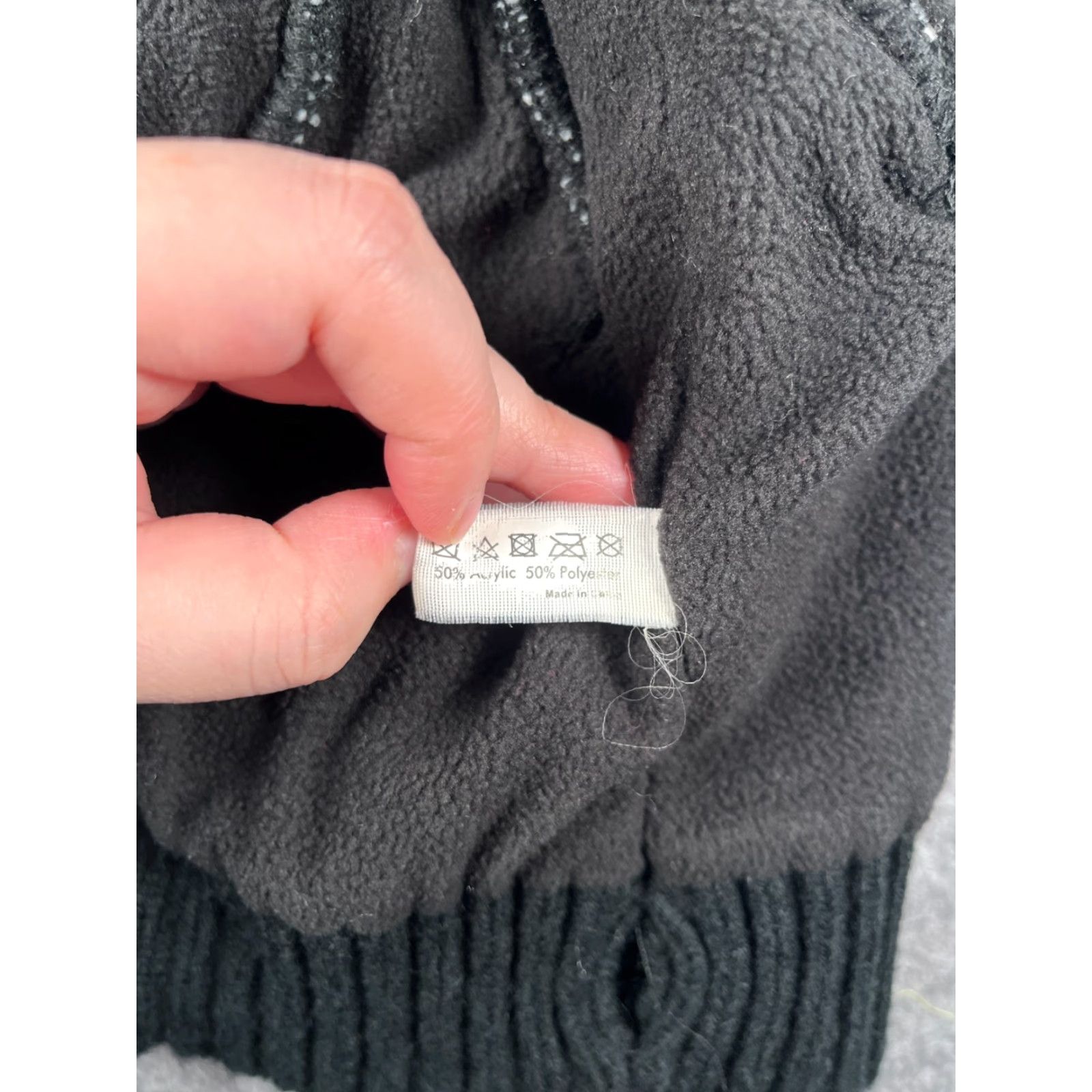 Vintage Bluetooth Beanie Beanie Adult One Size Black White Fair Isle Knit Acrylic Blend Ski Size ONE SIZE - 8 Thumbnail