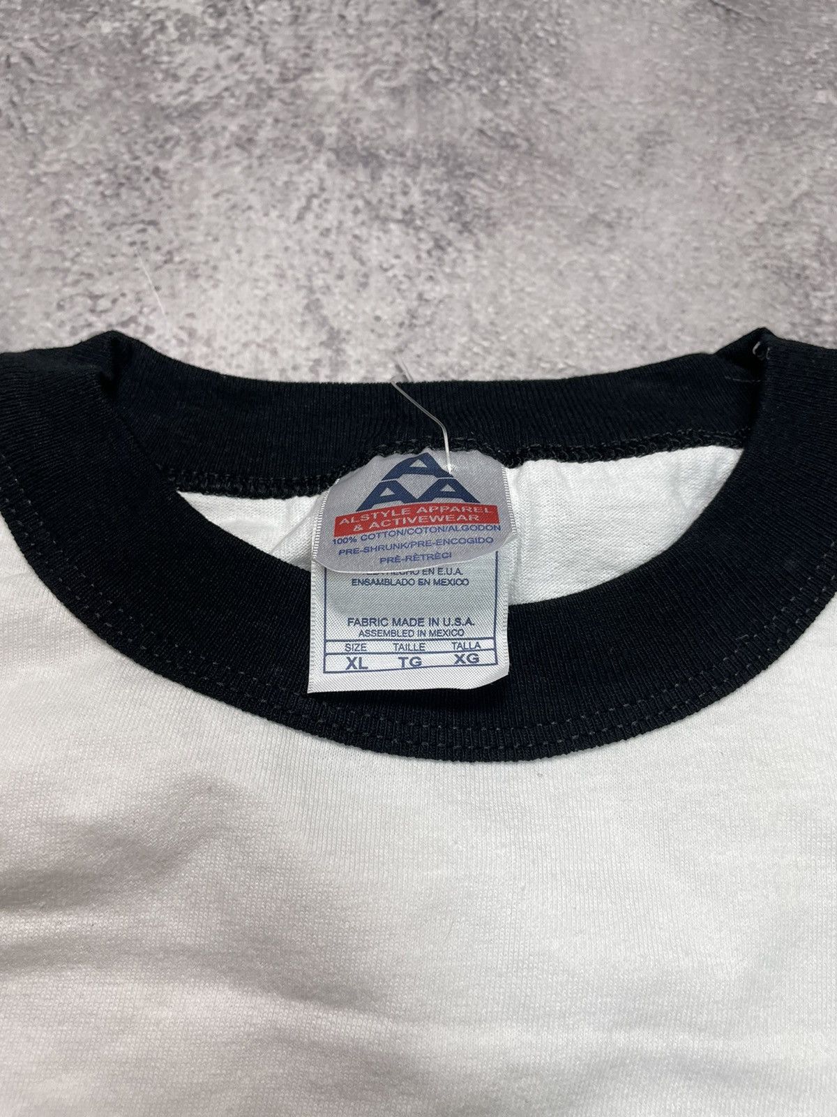 Band Tees RHCP Y2K '04 Tour DS Band Tee Graphic XL Rare Size US XL / EU 56 / 4 - 3 Thumbnail