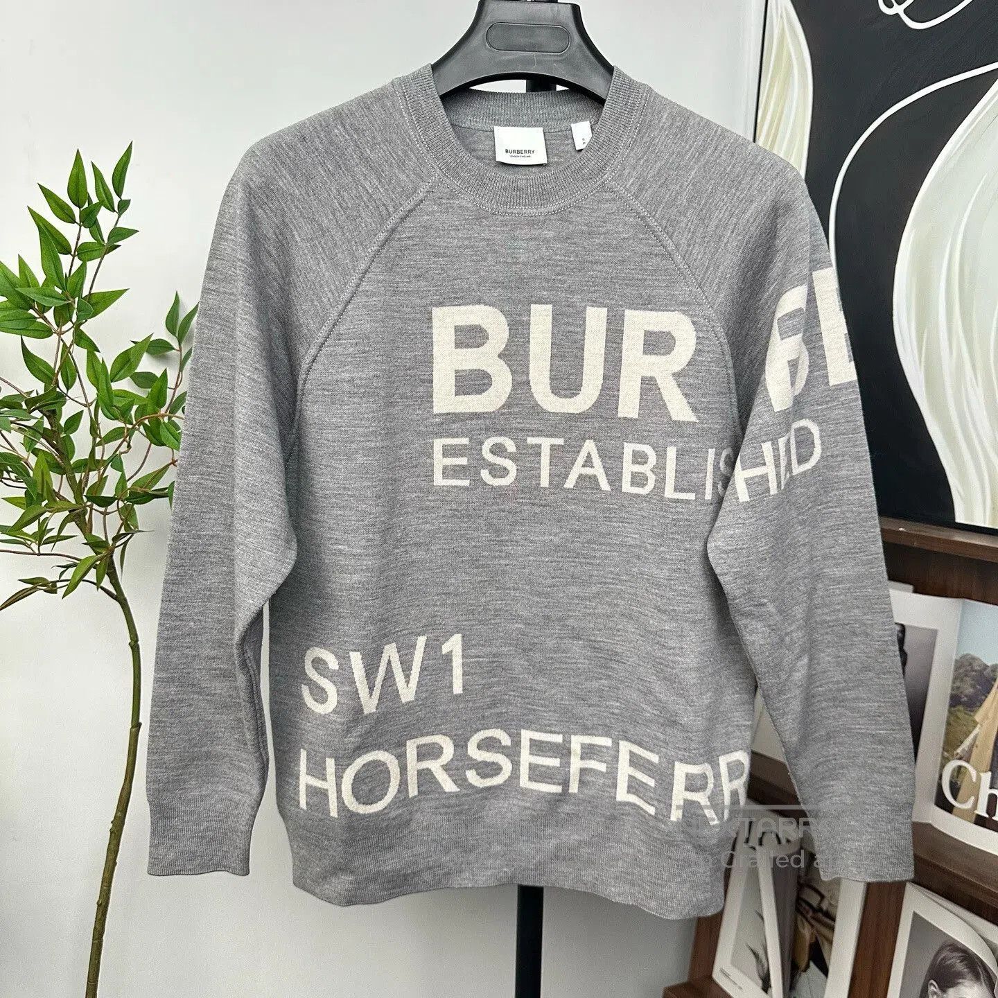 Burberry Burberry Gray Wool Logo Knit Sweater S. Size US S / EU 44-46 / 1 - 1 Thumbnail