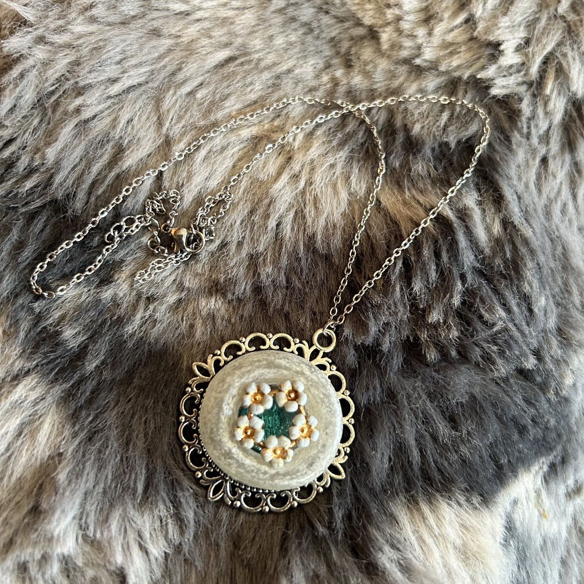 Handmade Handcrafted repurpose shadow box gem pendant necklace Size ONE SIZE - 5 Thumbnail