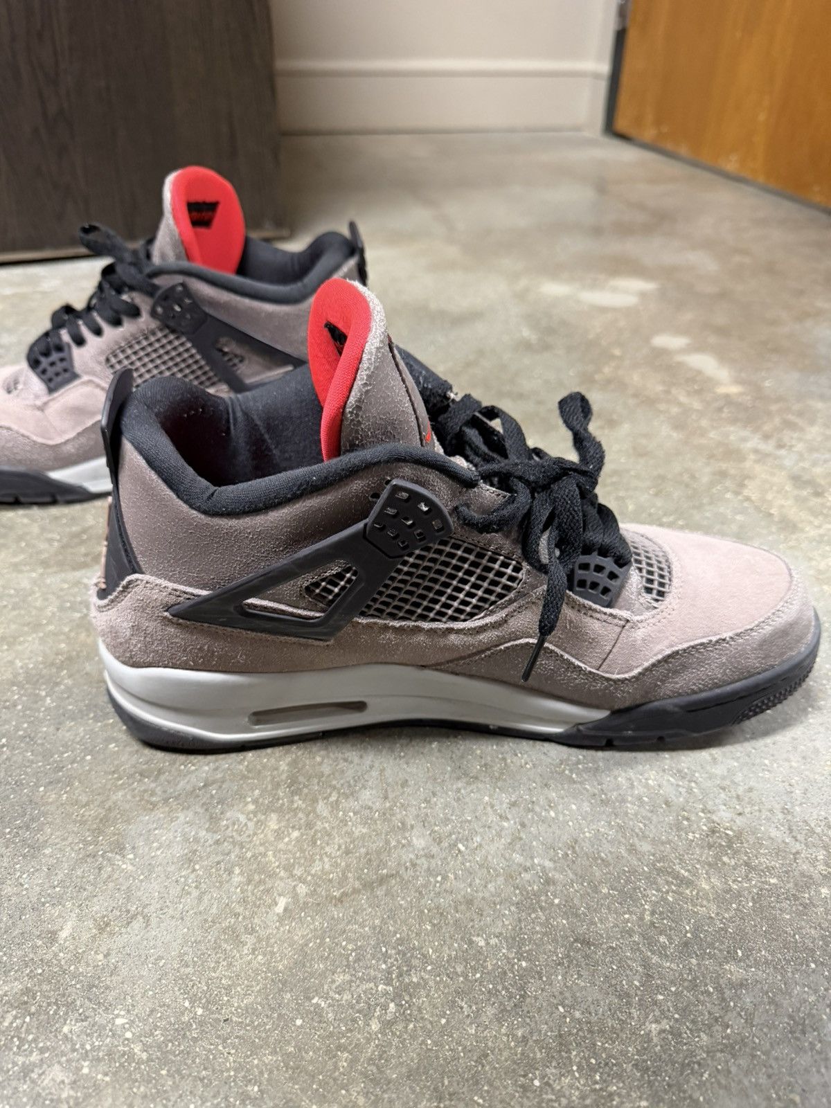 Jordan Brand Jordan Taupe 4 Size US 10.5 / EU 43-44 - 5 Thumbnail