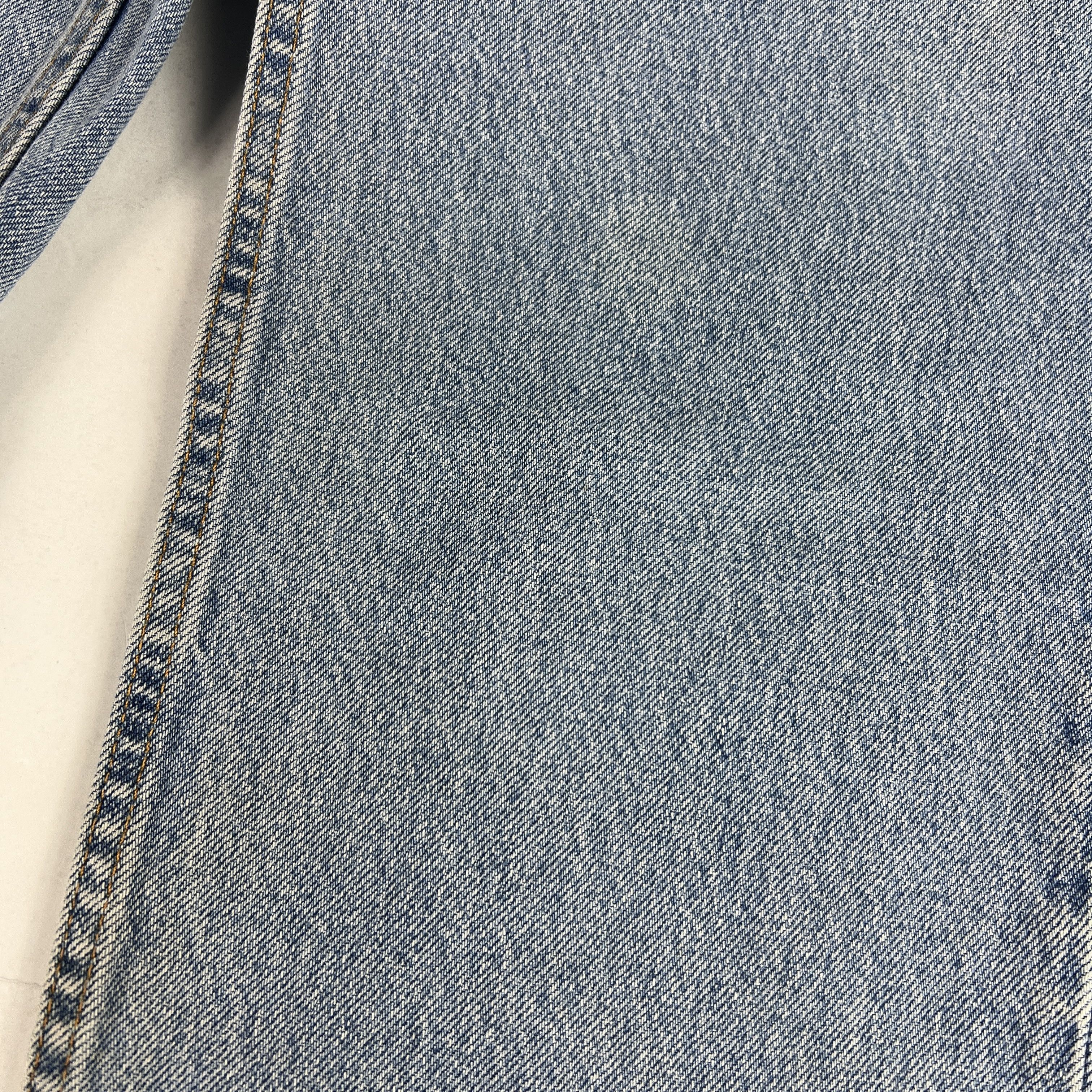 Levi's × Vintage Y2K Levi's Jeans 550 Relaxed Light Blue Faded Cotton Denim Size US 35 - 2 Thumbnail