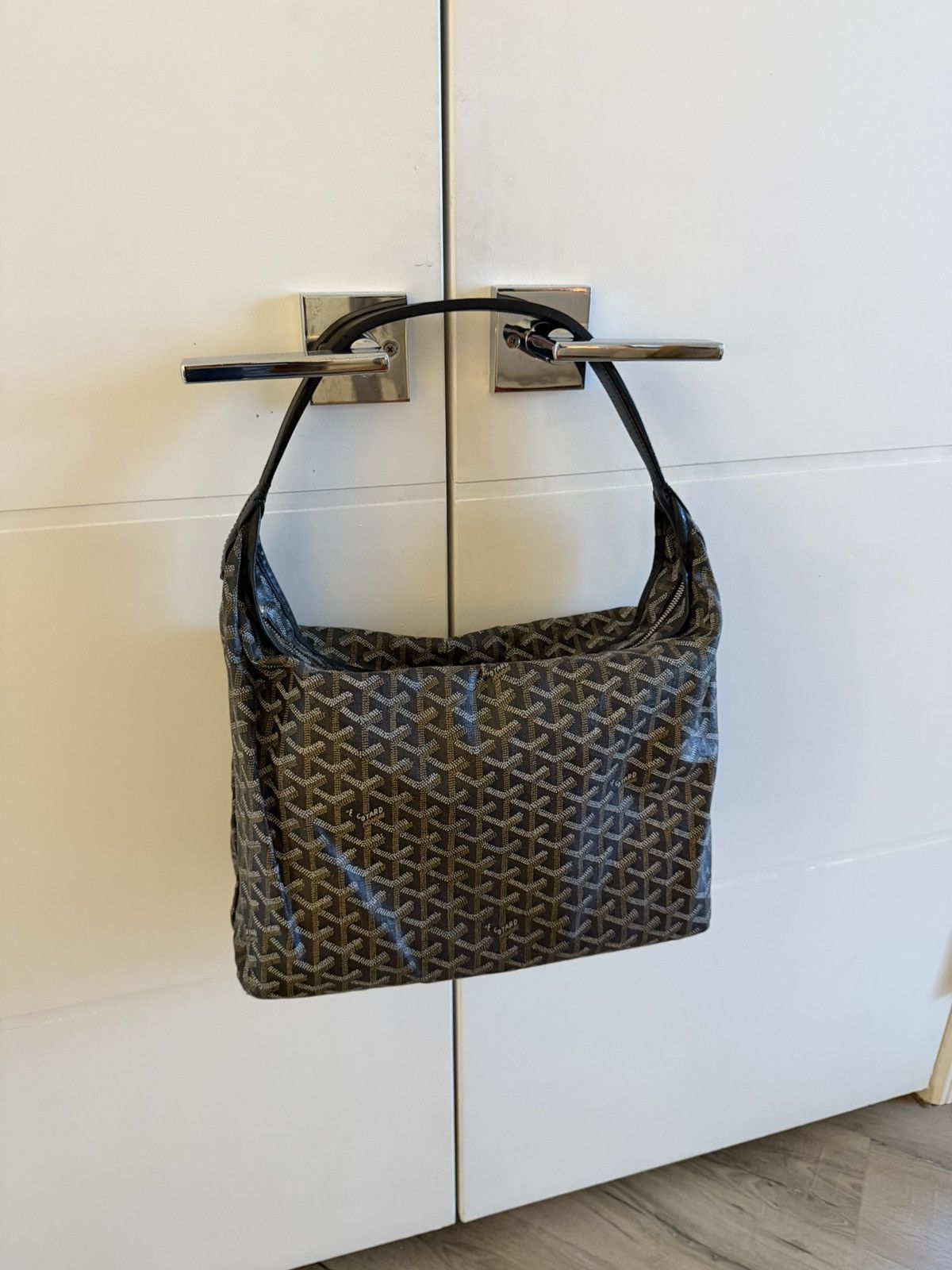 Goyard Goyard Hobo Fidji Zip Closure Bag (Black) Size ONE SIZE - 9 Thumbnail
