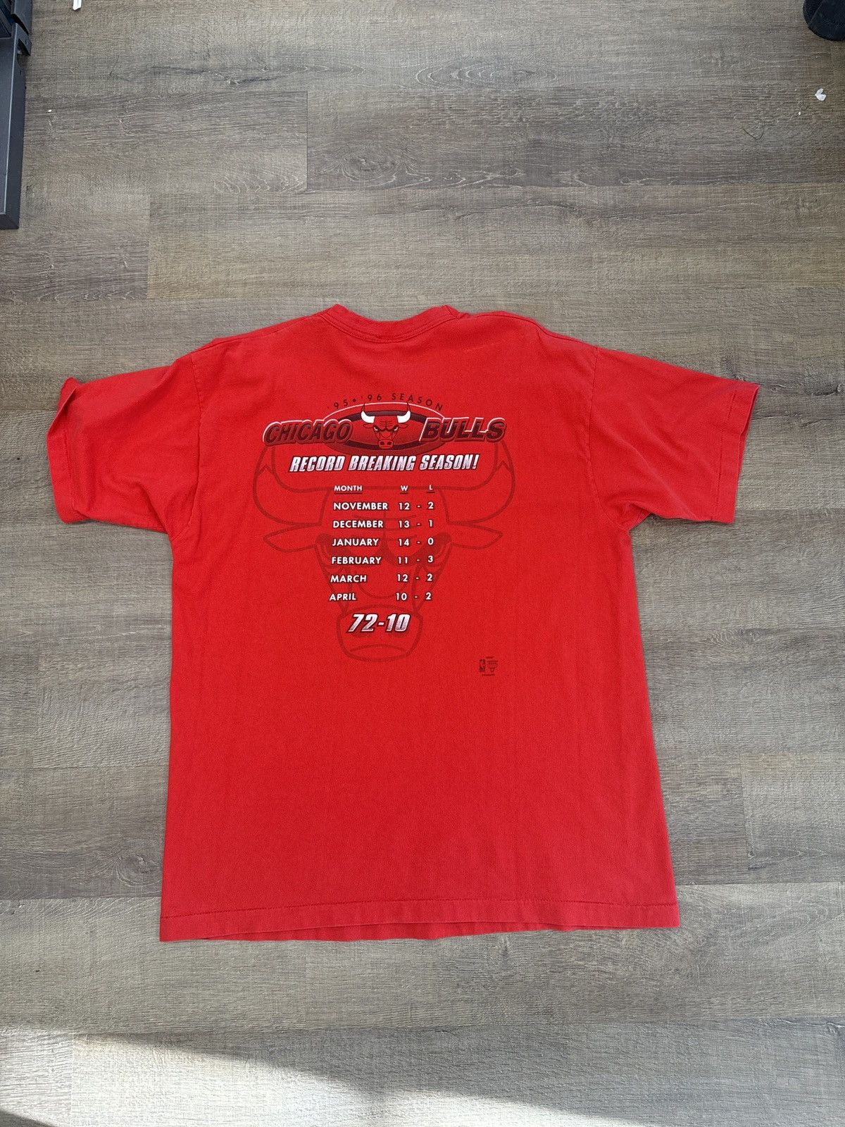 NBA × Salem Sportswear × Vintage Vintage Chicago Bulls T Shirt Size US L / EU 52-54 / 3 - 2 Thumbnail