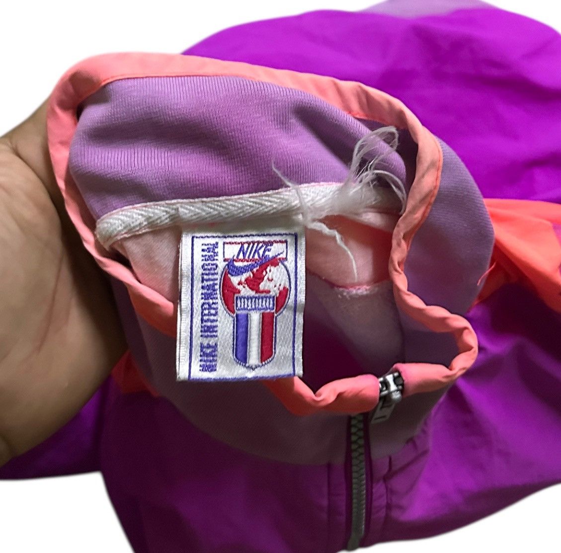 Nike Vintage 90s Nike international halfzipper windbreaker jacket Size US M / EU 48-50 / 2 - 6 Thumbnail