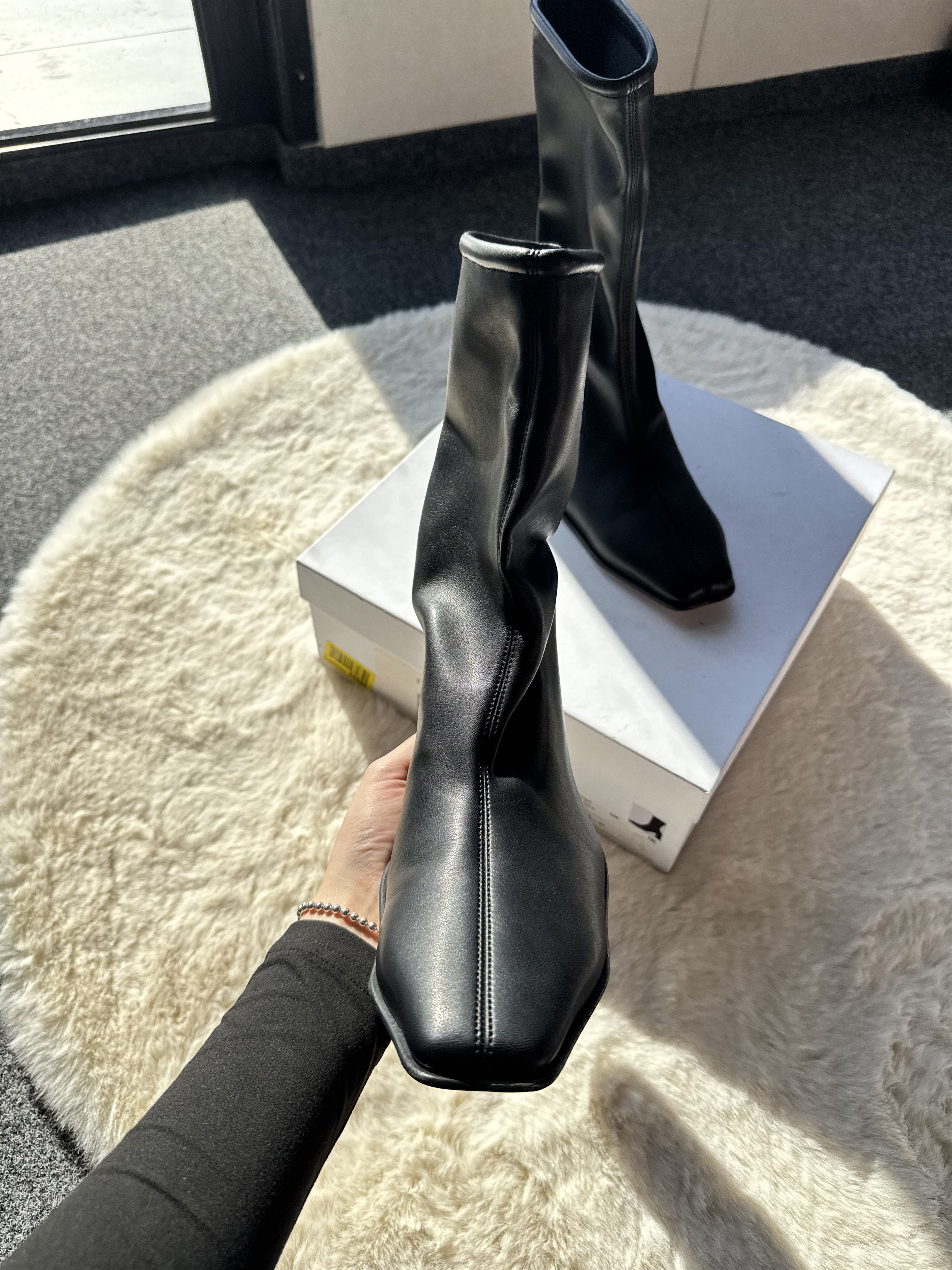 Maison Margiela Maison Margiela MM6 black leather ankle boots 40 Size US 10 / IT 40 - 5 Thumbnail