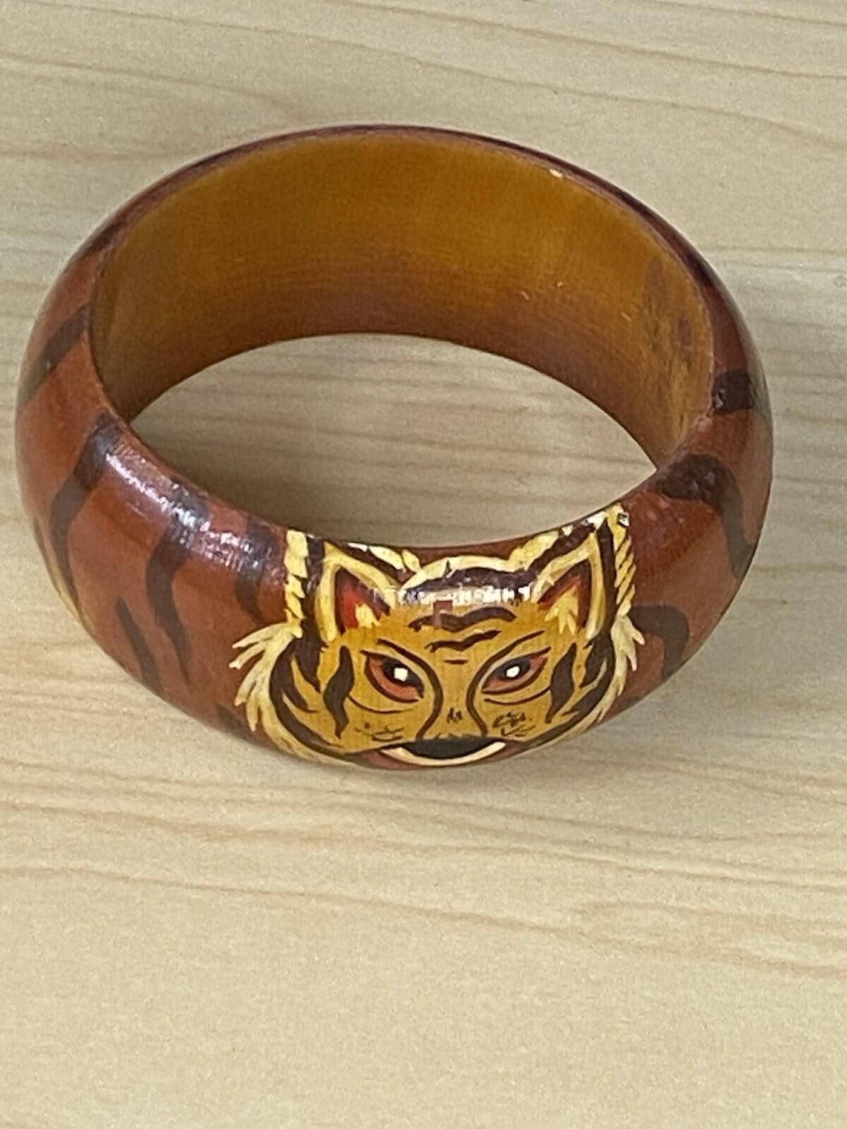 The Unbranded Brand Vintage Wood Bengal Tiger Bangle Bracelet Hand painted Size ONE SIZE - 2 Thumbnail